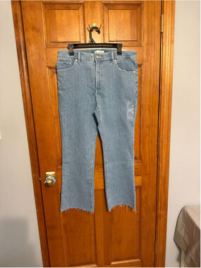 LOFT Kick Crop Jeans sz 12